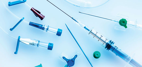 catéteres y jeringas médicas